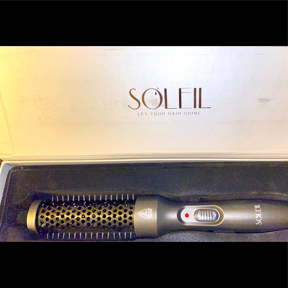 SOLEIL HAIR TOOLS Professional Thermal Brush ~ Black ( MSRP $350 )